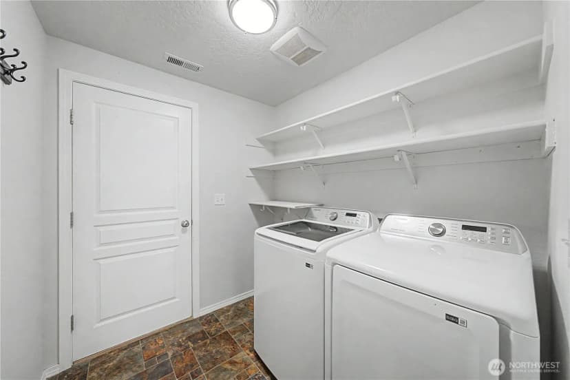 Property photo for 5929 Bluewood Street W, West Richland photo 27
