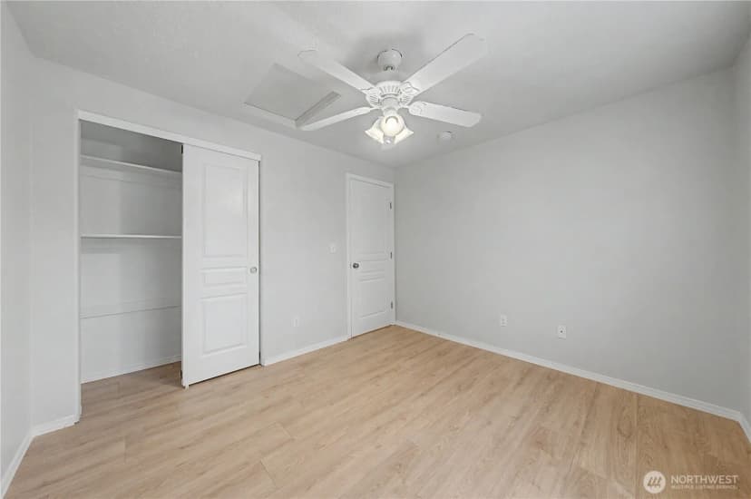 Property photo for 5929 Bluewood Street W, West Richland photo 18