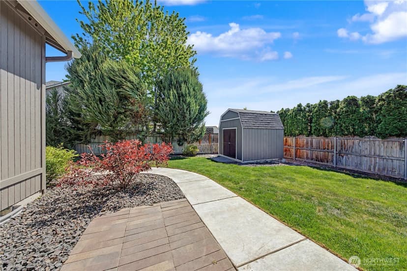 Property photo for 5929 Bluewood Street W, West Richland photo 31