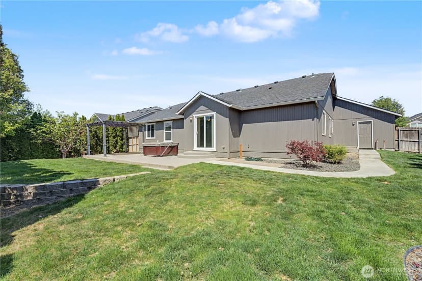 Property photo for 5929 Bluewood Street W, West Richland photo 30