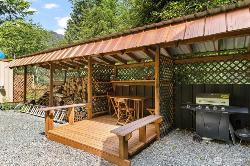 Property photo for 60018 Index Galena Road, Sultan photo 12