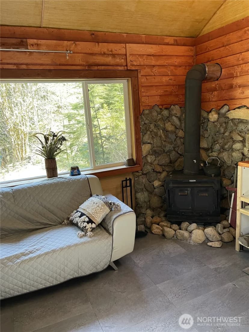 Property photo for 60018 Index Galena Road, Sultan photo 17