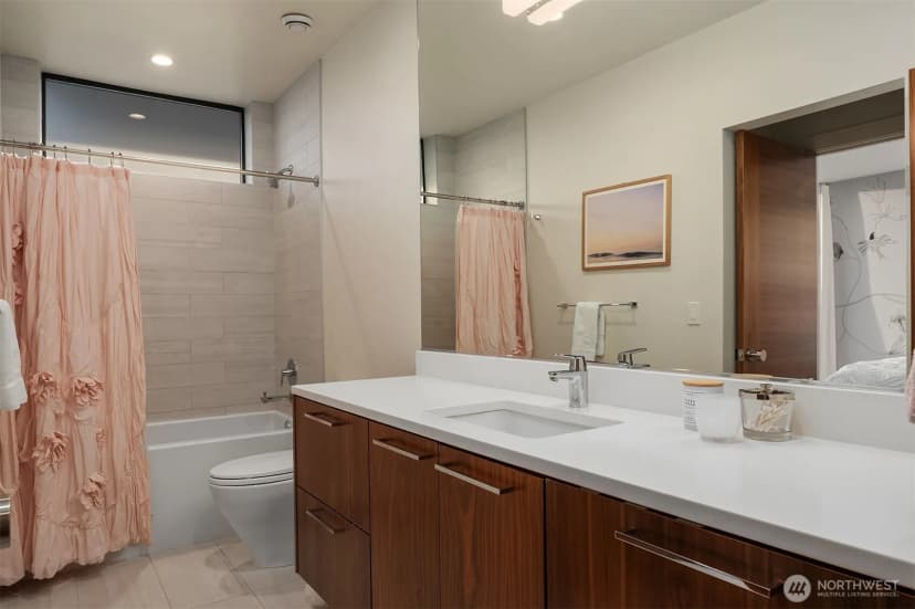 Property photo for 2825 Magnolia Boulevard W, Seattle photo 20