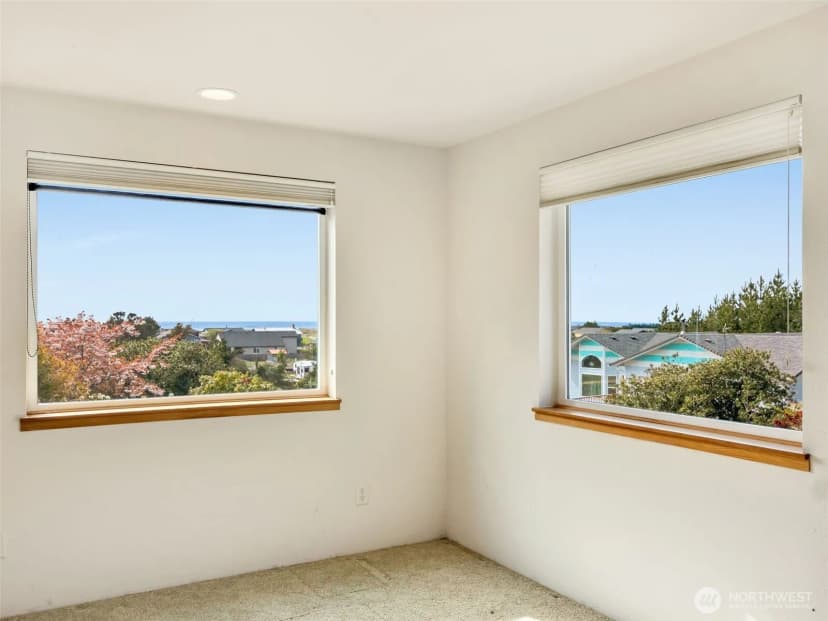 Property photo for 1008 300th Place, Ocean Park photo 27