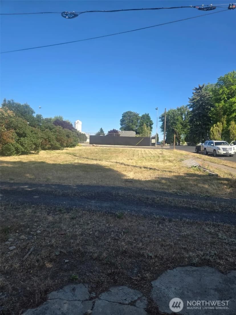 Property photo for 201 E 8th Avenue E, Ritzville photo 3