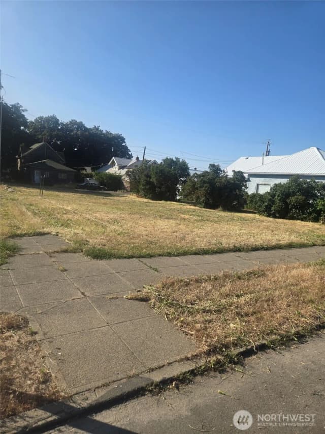 Property photo for 201 E 8th Avenue E, Ritzville