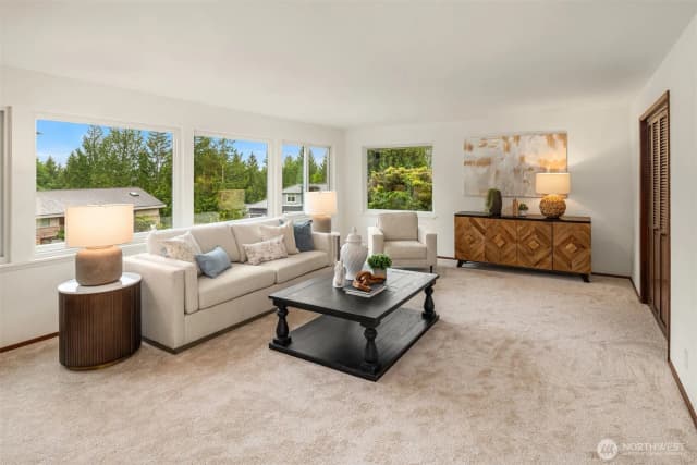 Property photo for 12535 Se 15th Street, Bellevue photo 4