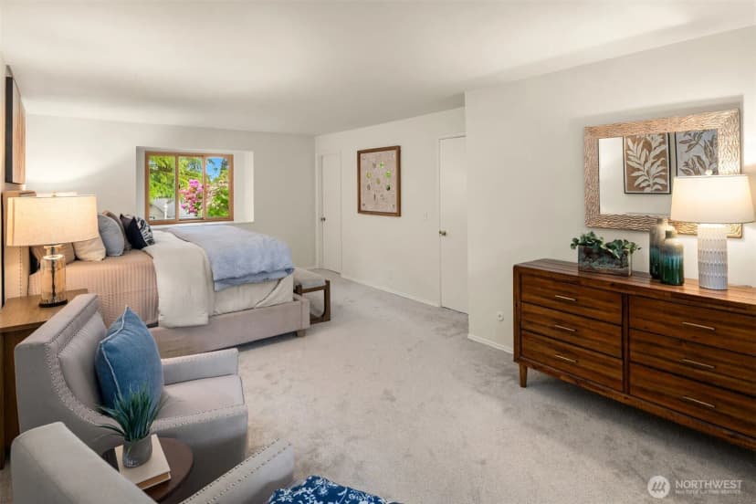 Property photo for 12535 Se 15th Street, Bellevue photo 24