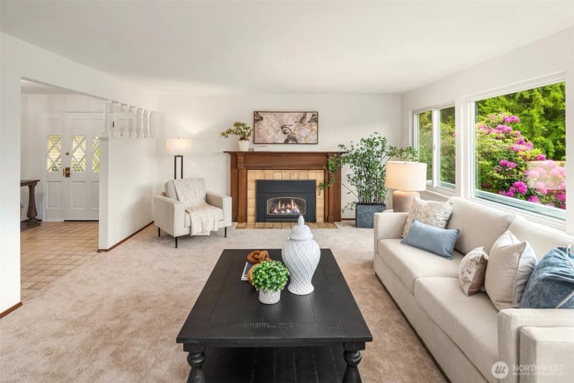 Property photo for 12535 Se 15th Street, Bellevue photo 6