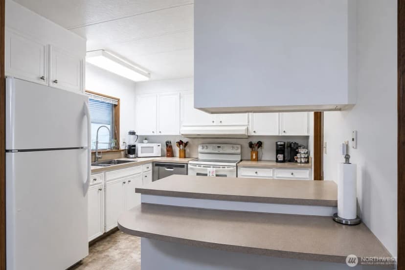Property photo for 1402 22nd Street Ne #214, Auburn photo 10