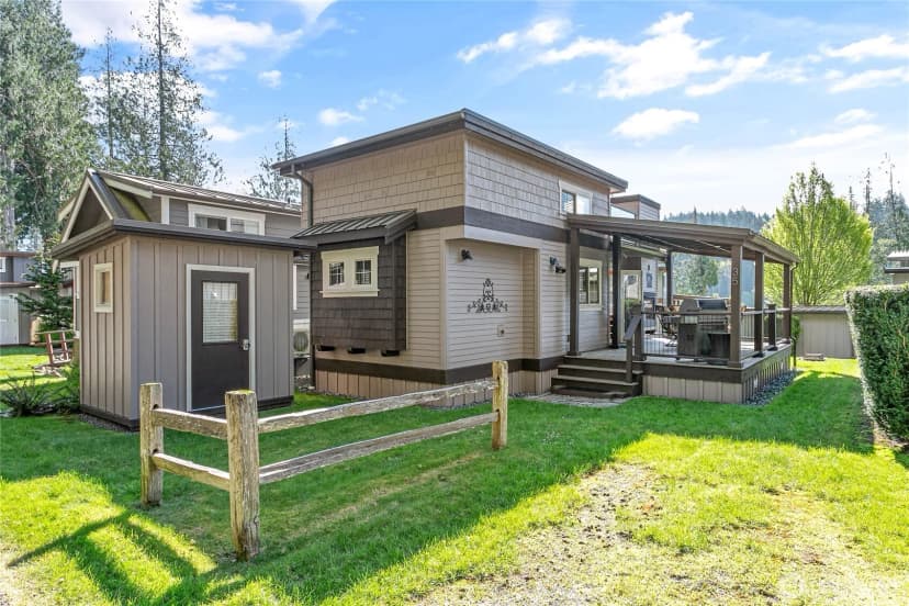 Property photo for 990 Lake Whatcom Boulevard #35, Sedro Woolley