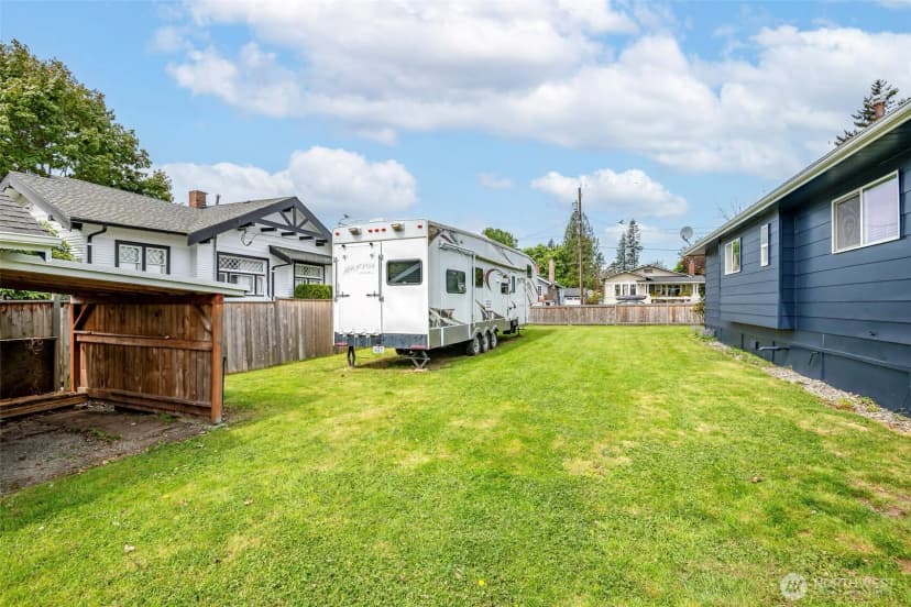 Property photo for 1329 Porter Street, Enumclaw photo 26