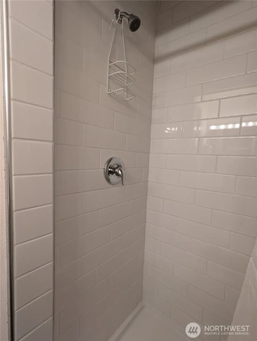 Property photo for 210 26th Street Nw #203-4, Long Beach photo 28