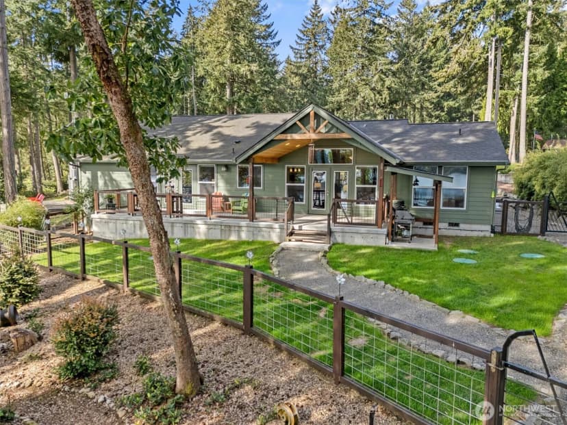 Property photo for 11013 Bayview Circle, Anderson Island photo 5
