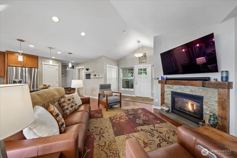 Property photo for 11013 Bayview Circle, Anderson Island photo 15