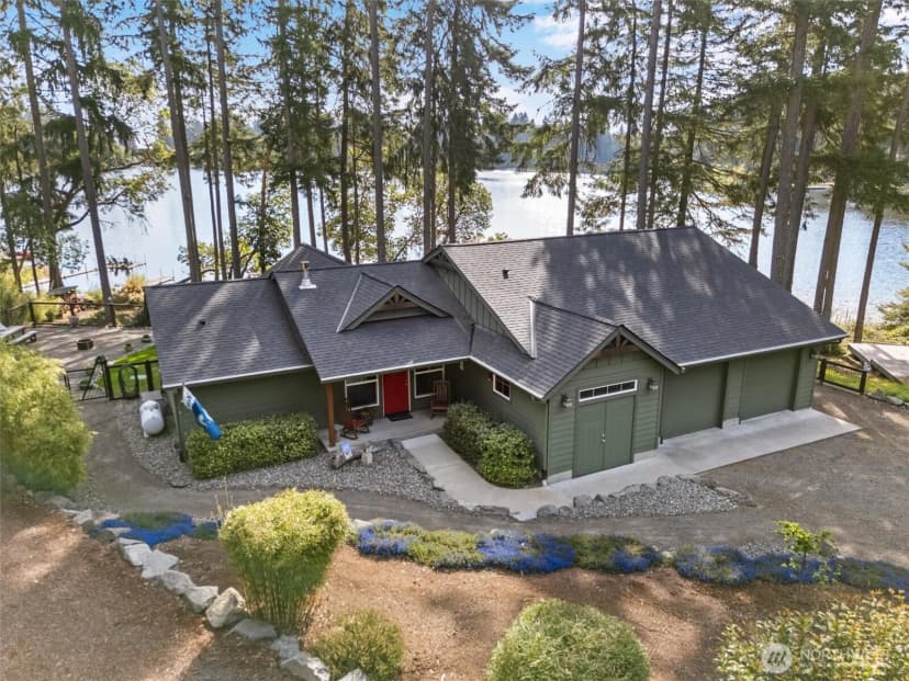 Property photo for 11013 Bayview Circle, Anderson Island photo 3
