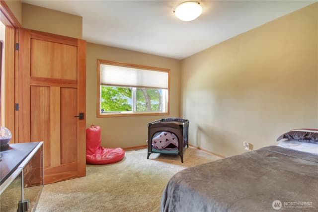 Property photo for 7718 78th Place Ne, Marysville photo 5