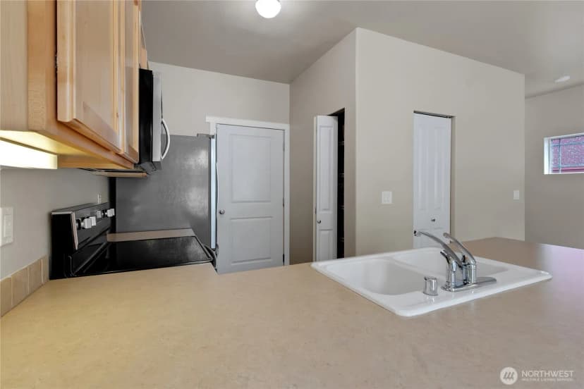 Property photo for 6516 127th Street Ct E, Puyallup photo 9