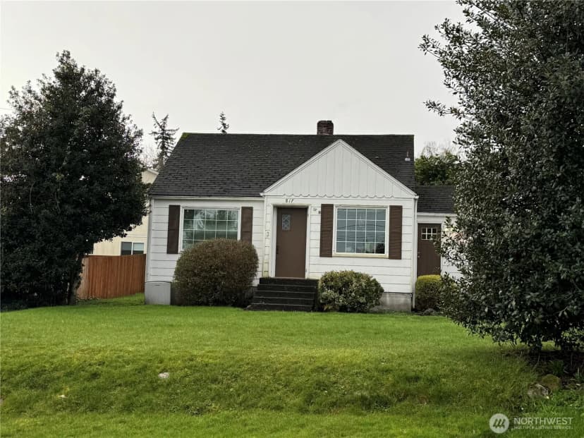 Property photo for 817 34th Street, Anacortes