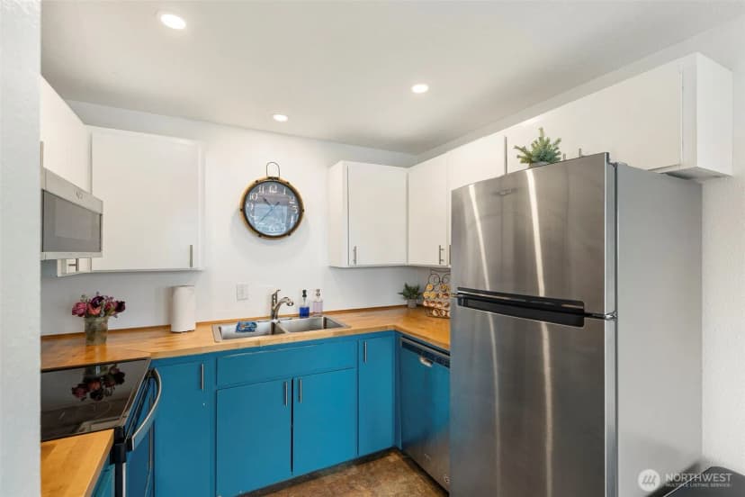 Property photo for 2505 -2507 N Wycoff Avenue, Bremerton photo 11