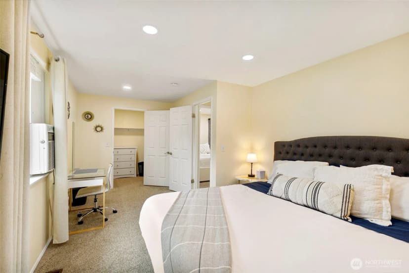 Property photo for 2505 -2507 N Wycoff Avenue, Bremerton photo 28