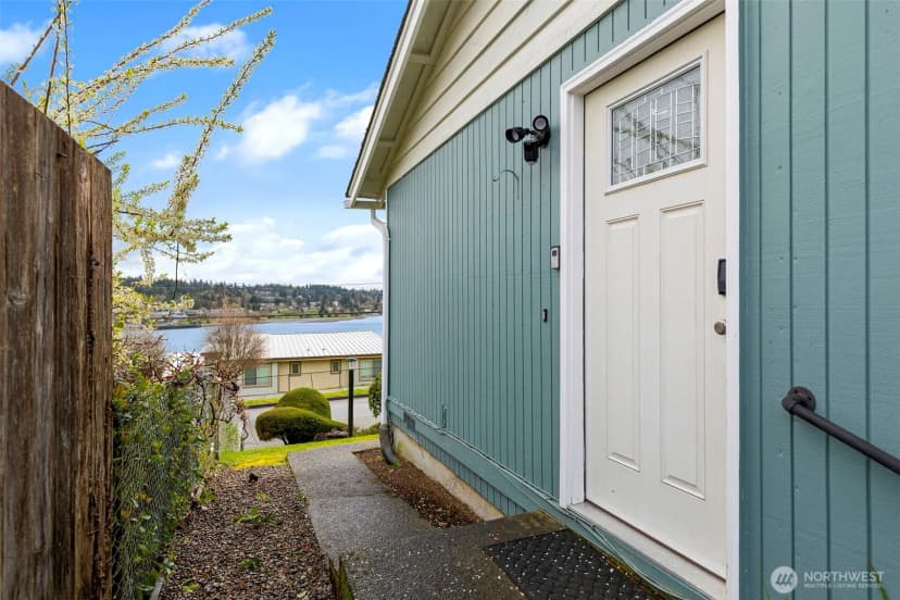 Property photo for 2505 -2507 N Wycoff Avenue, Bremerton photo 17