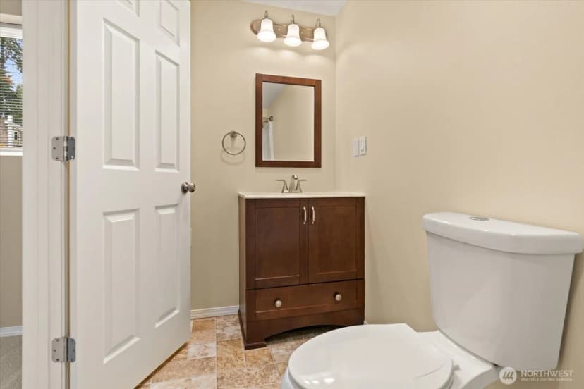 Property photo for 9236 Ne 136 Place, Kirkland photo 31