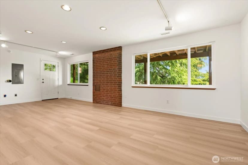 Property photo for 9236 Ne 136 Place, Kirkland photo 34