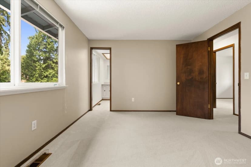 Property photo for 9236 Ne 136 Place, Kirkland photo 20