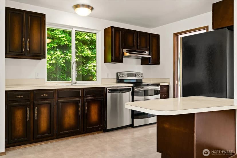 Property photo for 9236 Ne 136 Place, Kirkland photo 16