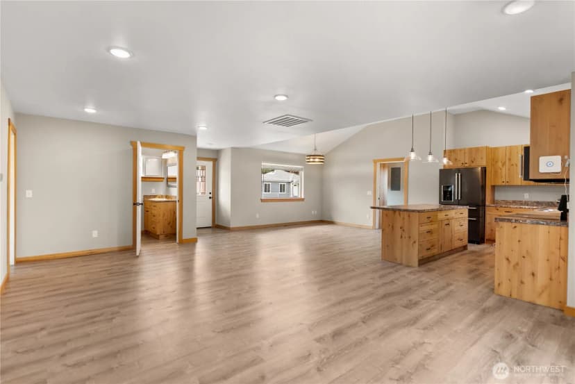 Property photo for 117 E 7th Street, Tonasket photo 21