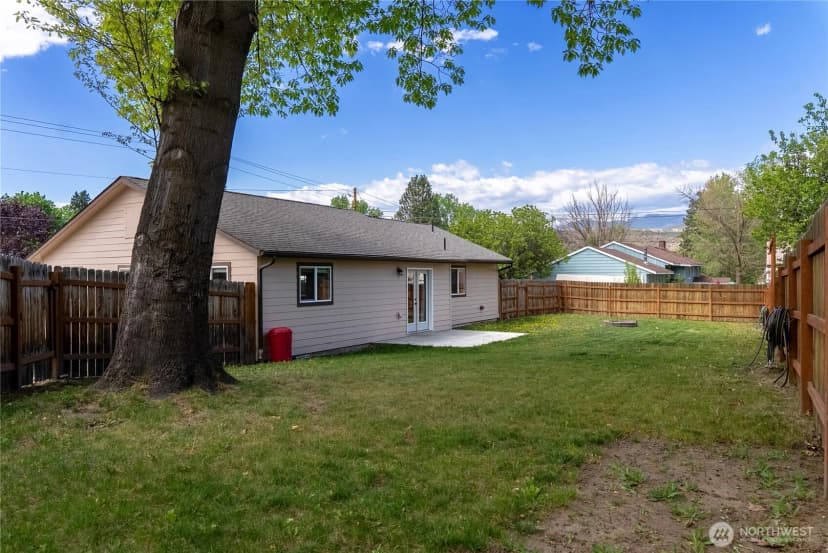 Property photo for 117 E 7th Street, Tonasket photo 9