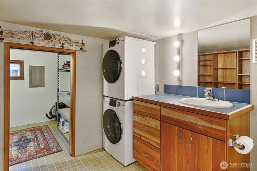 Property photo for 2727 Fairview Avenue E #unit 4, Seattle photo 28