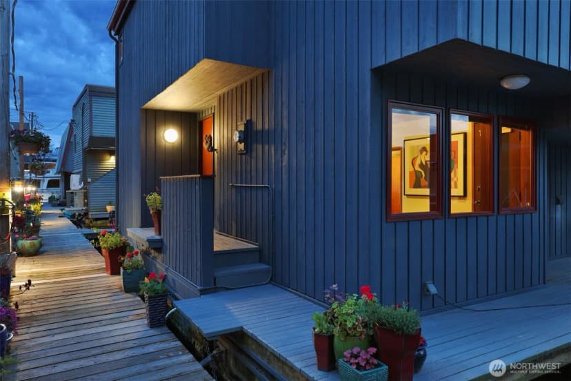 Property photo for 2727 Fairview Avenue E #unit 4, Seattle photo 4