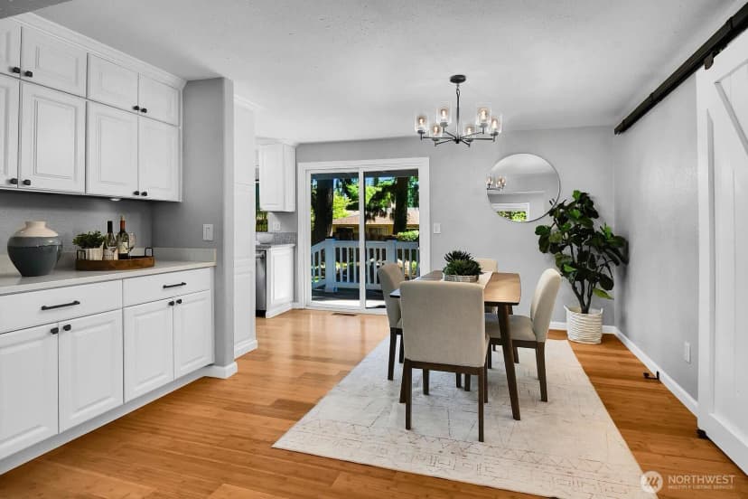 Property photo for 12117 Ne 143rd Place, Kirkland photo 8