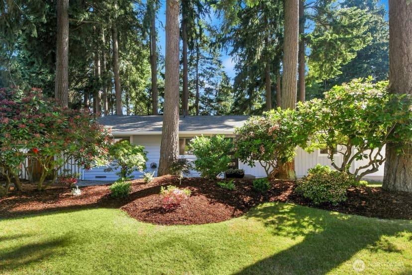 Property photo for 12117 Ne 143rd Place, Kirkland photo 39