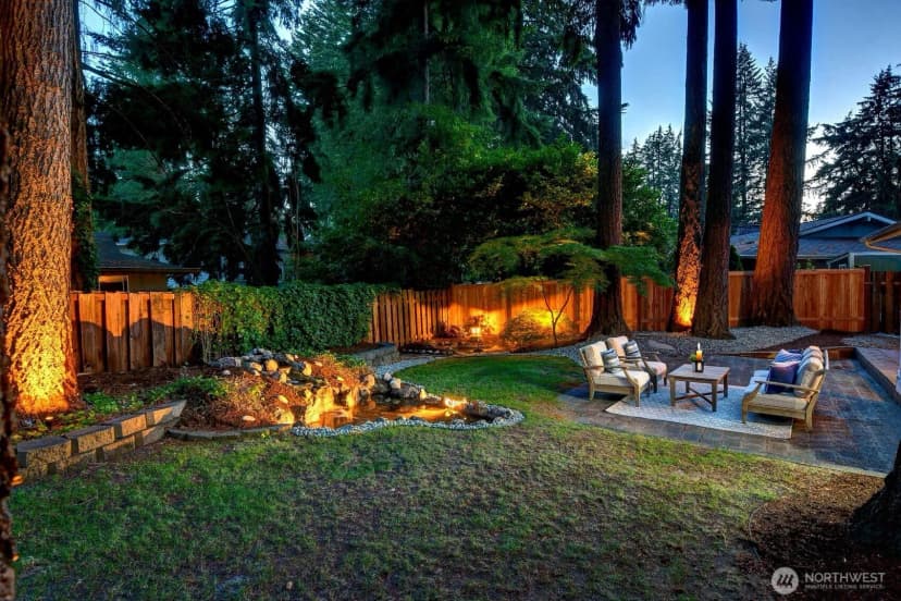 Property photo for 12117 Ne 143rd Place, Kirkland photo 28