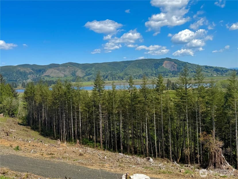 Property photo for 8464 Us Highway 101, South Bend photo 19