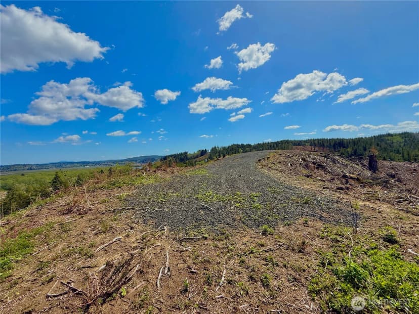 Property photo for 8464 Us Highway 101, South Bend photo 11