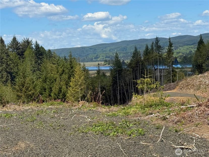 Property photo for 8464 Us Highway 101, South Bend photo 6