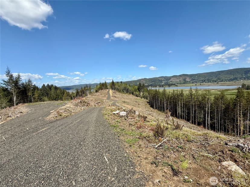 Property photo for 8464 Us Highway 101, South Bend photo 10