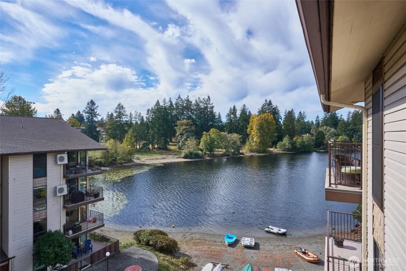 Property photo for 13229 Linden Avenue N #403b, Seattle photo 30