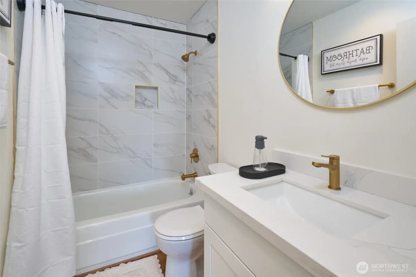 Property photo for 13229 Linden Avenue N #403b, Seattle photo 8
