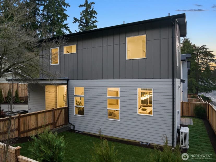 Property photo for 8403 Ne 137th Street, Kirkland photo 30