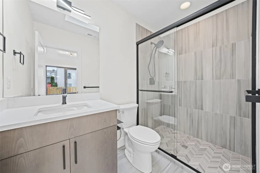 Property photo for 16050 Se 44th Court, Bellevue photo 15