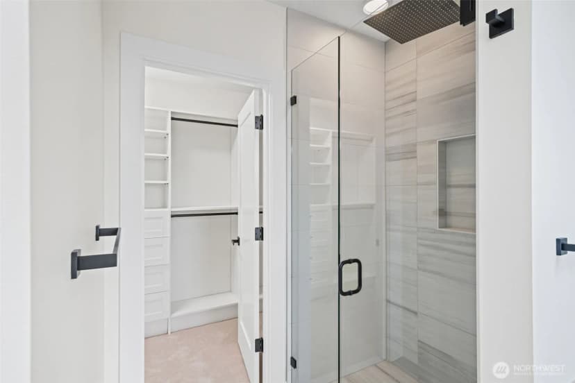 Property photo for 16050 Se 44th Court, Bellevue photo 11