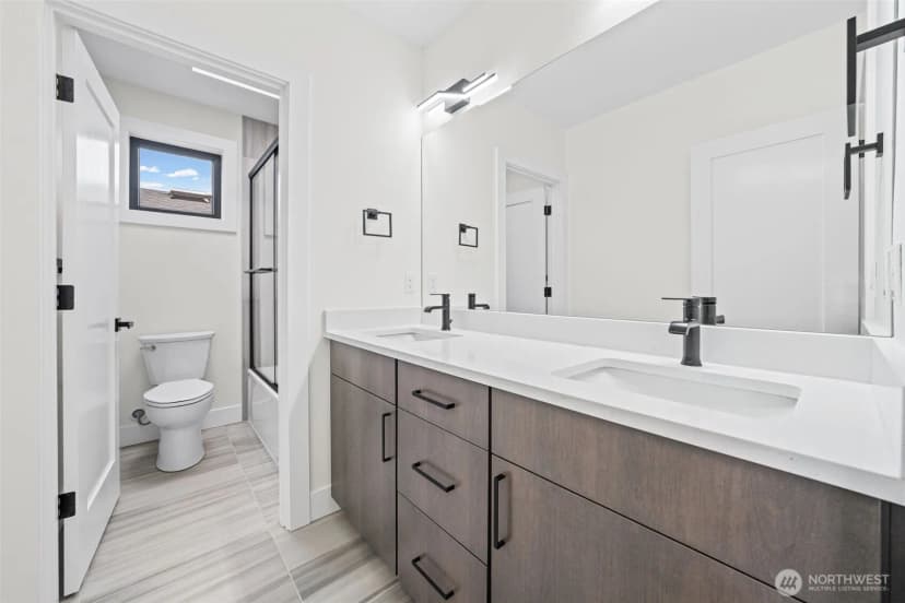 Property photo for 16050 Se 44th Court, Bellevue photo 17