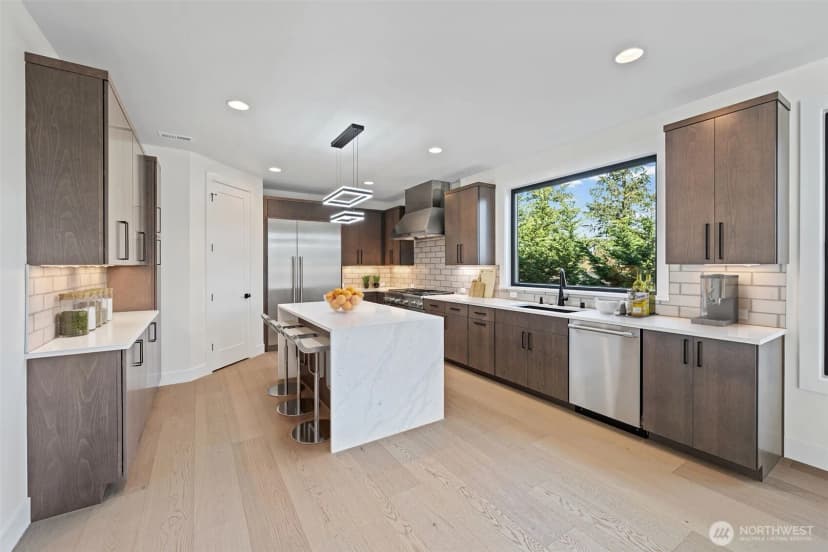 Property photo for 16050 Se 44th Court, Bellevue photo 6