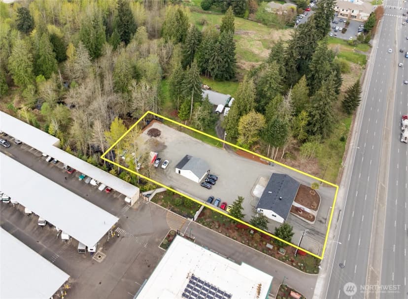 Property photo for 15422 Canyon Road E, Puyallup photo 30