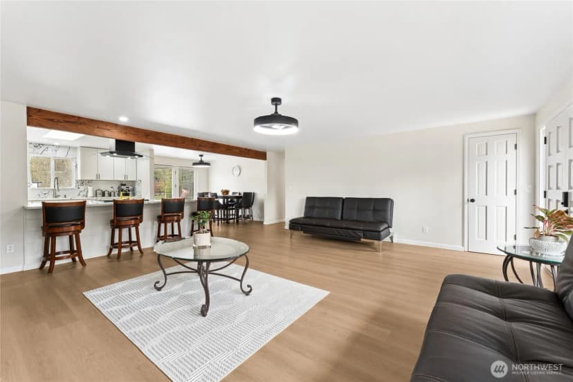 Property photo for 15422 Canyon Road E, Puyallup photo 14
